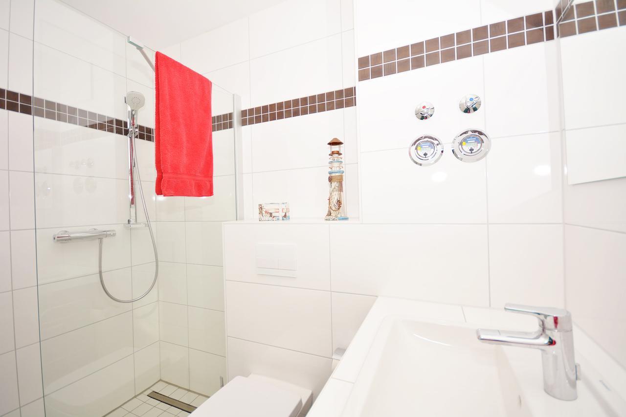 Komfort-Ferienwohnung Rosa Nr. 12 by Meer-Ferienwohnungen Sellin  Exterior foto